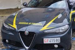 GUARDIA FINANZA VETTURA