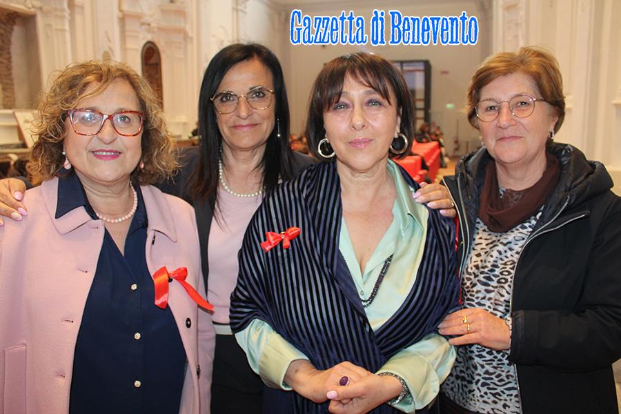 VIOLENZA GENERE 01
