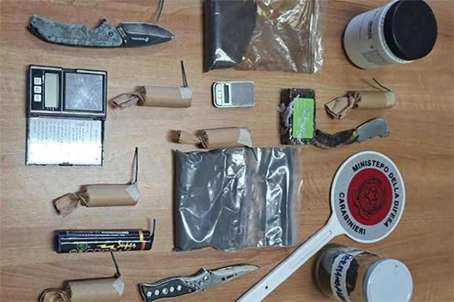 DROGA SEQUESTRO CARABINIERI 12.10.26