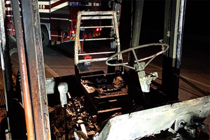 INCENDIO PALA MECCANICA 3
