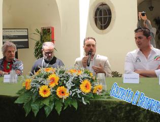 UNA VOCE PRESENTAZIONE 10