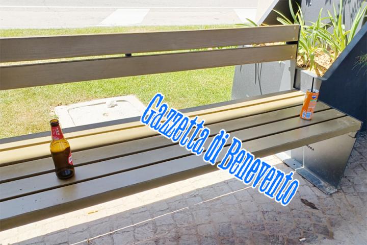 PIAZZA RISORGIMENTO VANDALIZZATA 04