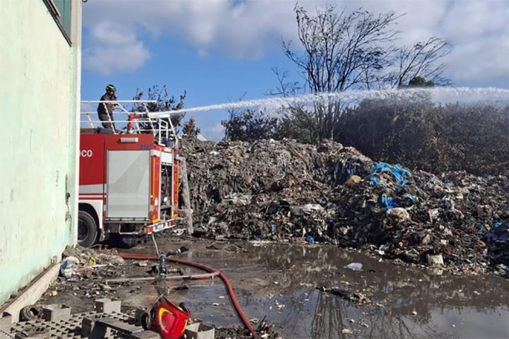 AIROLA NUOVO INCENDIO SITO 2