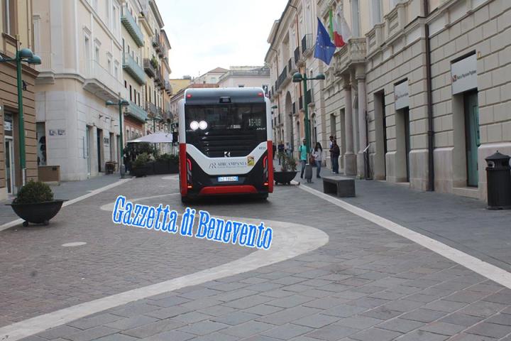 AUTOBUS LUNGO CORSO 12.10.26 01