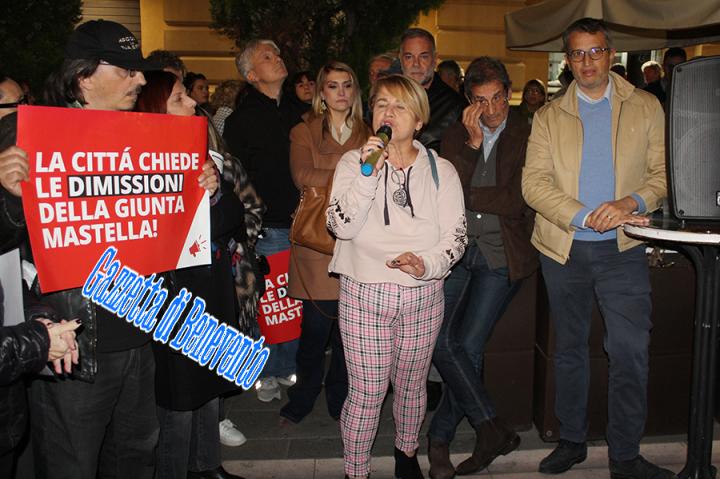 DIMISSIONI MASTELLA 04