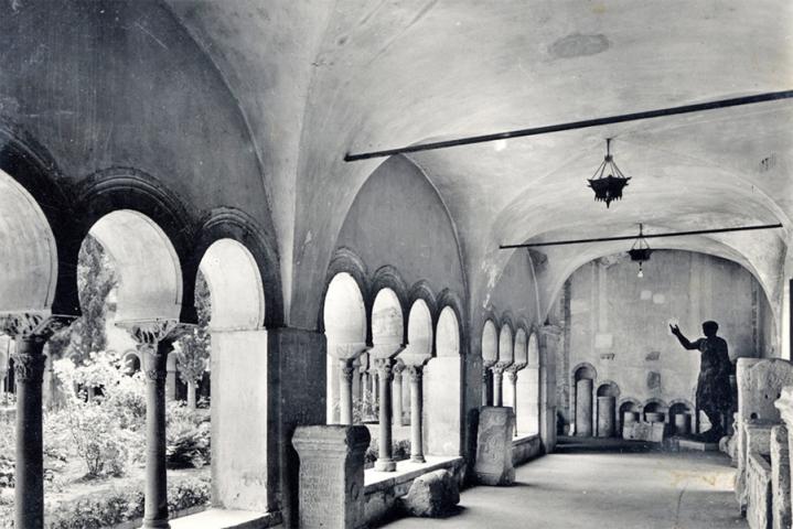 MORANTE TRAIANO NEL CHIOSTRO