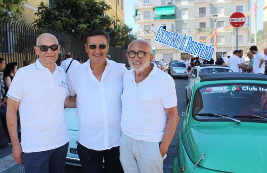 RADUNO FIAT 500 01